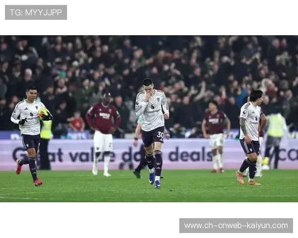 舍什科的绝平时刻：替补登场凌空垫射拯救曼联